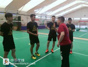 成人羽毛球提升训练视频