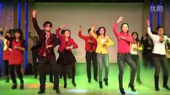 成人模特队形节目视频,成人模特队形节目精彩瞬间回顾